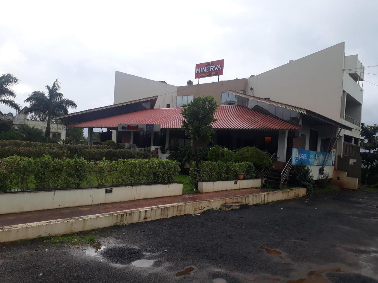 Minerva Paradise Hotell Belgaum Eksteriør bilde