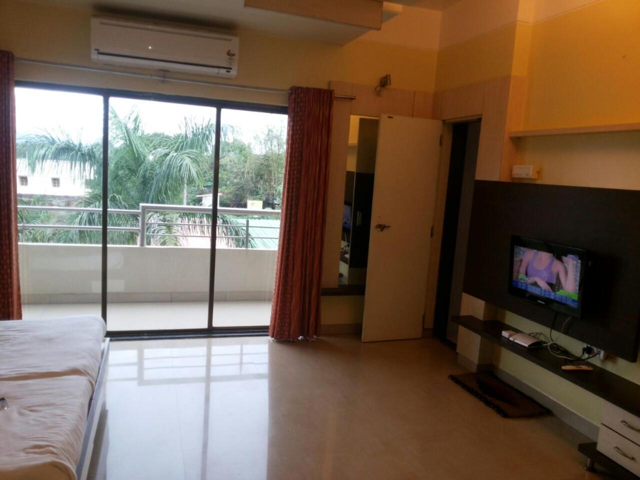 Minerva Paradise Hotell Belgaum Eksteriør bilde